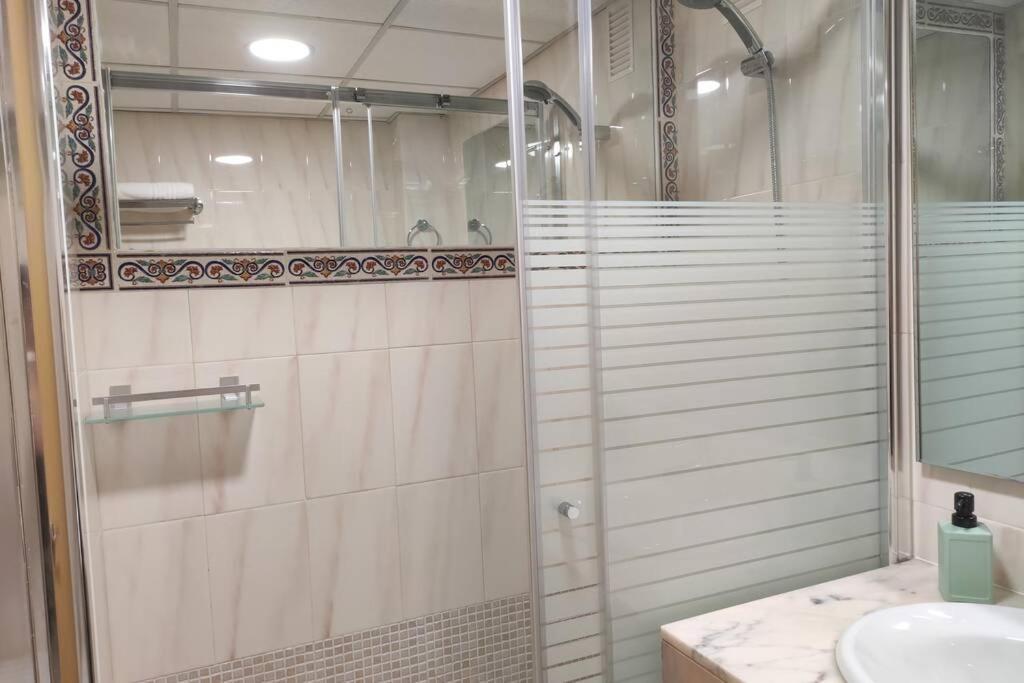 Paradis Salou, Centro Turistico, Wifi, Piscina, Vistas Al Mar Buitenkant foto