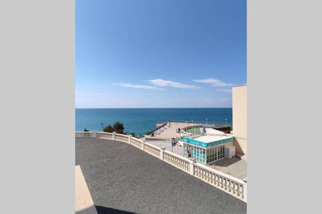 Paradis Salou, Centro Turistico, Wifi, Piscina, Vistas Al Mar Buitenkant foto